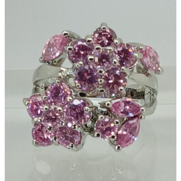 Vintage Ring Size 6.75 Silver Tone White Gold GP Purple Sim Diamond CZ Cocktail - Picture 1 of 10